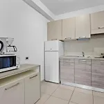 Kamenjak Runke 3*