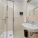 Apartahotel Kamenjak Runke 3*