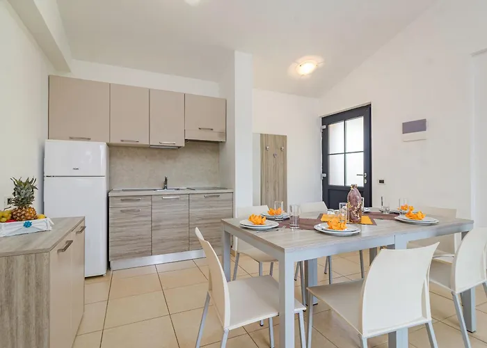 Kamenjak Runke Aparthotel 3*