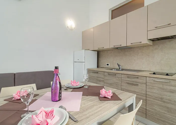 Aparthotel Kamenjak Runke