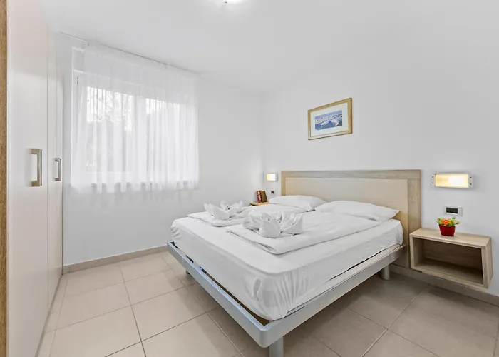 Kamenjak Runke Aparthotel