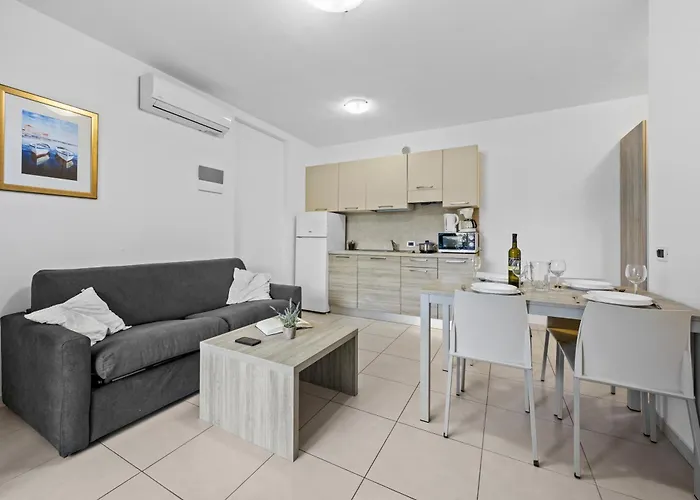 Kamenjak Runke Aparthotel