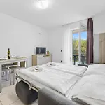 Kamenjak Runke Apartahotel 3*